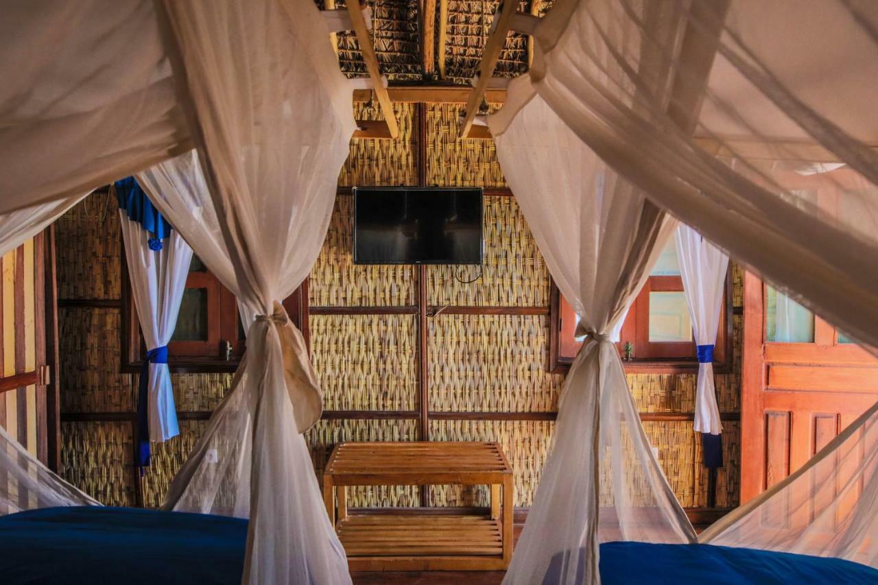 Cap Kimony Hotel Morondava Exterior photo