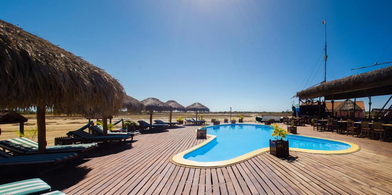 Cap Kimony Hotel Morondava Exterior photo